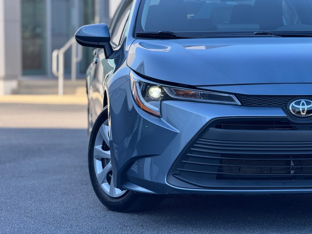 Certified 2025 Toyota Corolla LE Sedan