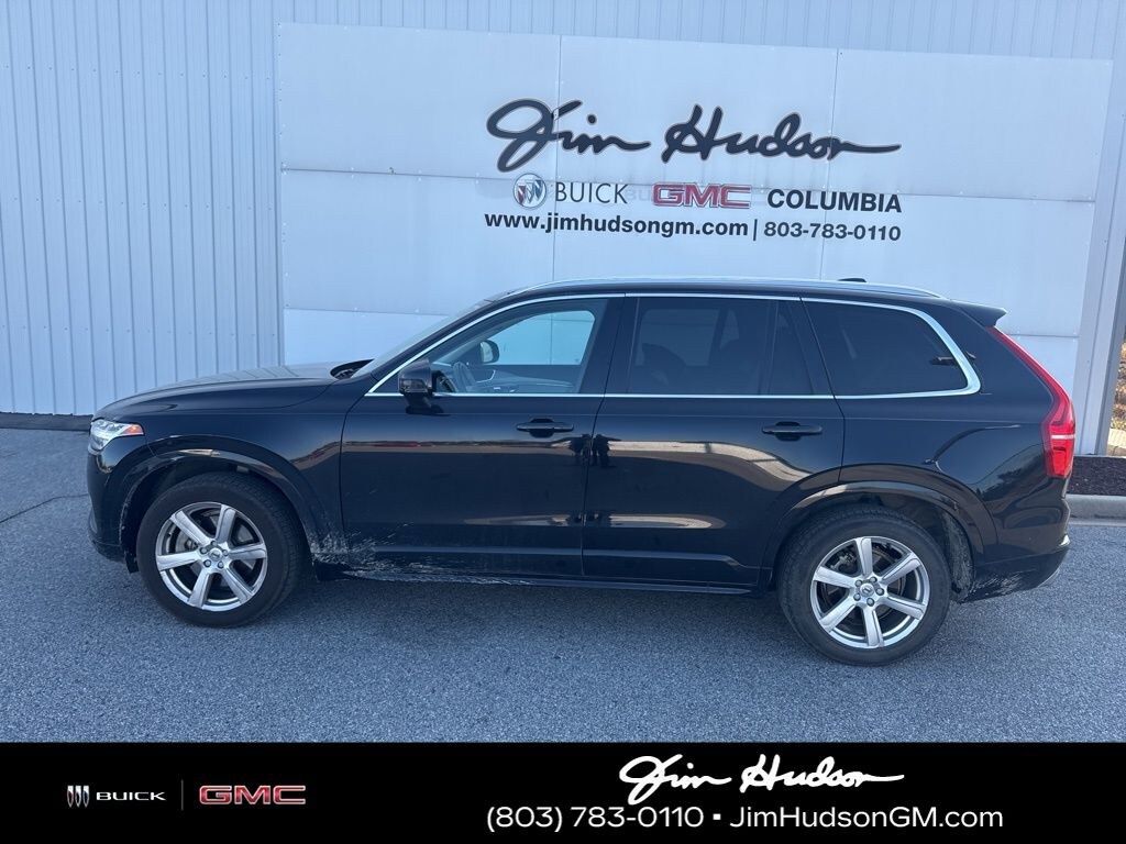 Used 2021 Volvo XC90 T5 Momentum 7 Passenger SUV