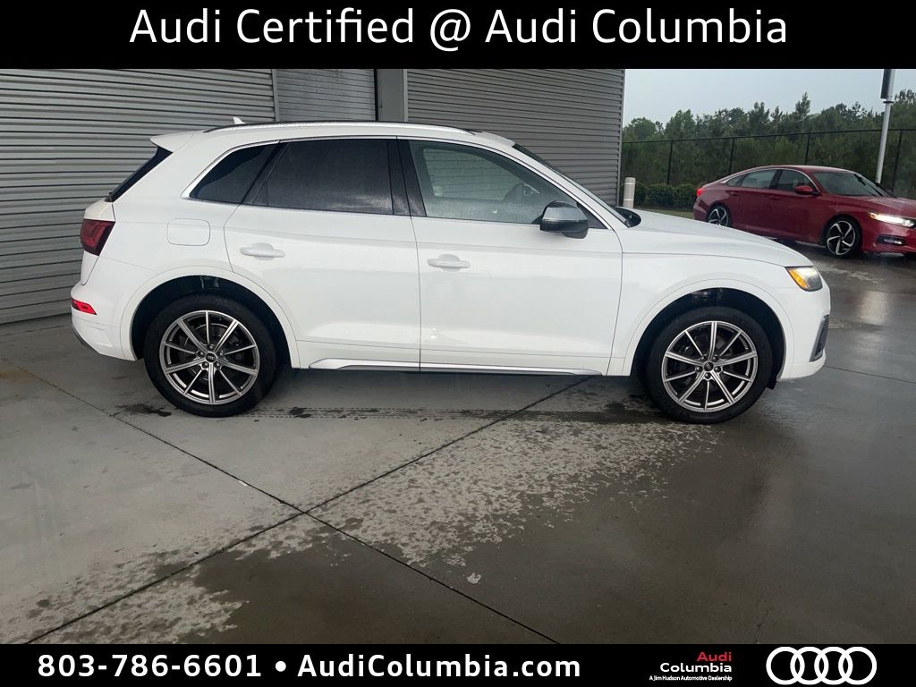 2023 Audi SQ5 Premium Plus's photo