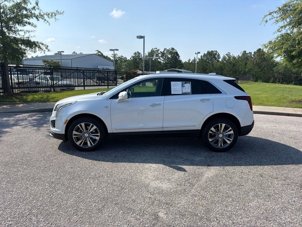 Certified 2025 CADILLAC XT5 Premium Luxury SUV