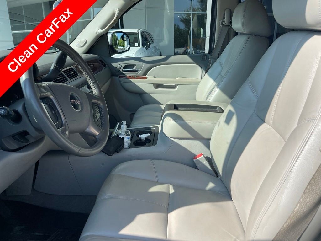 Used 2010 GMC Yukon XL 1500 SLT SUV