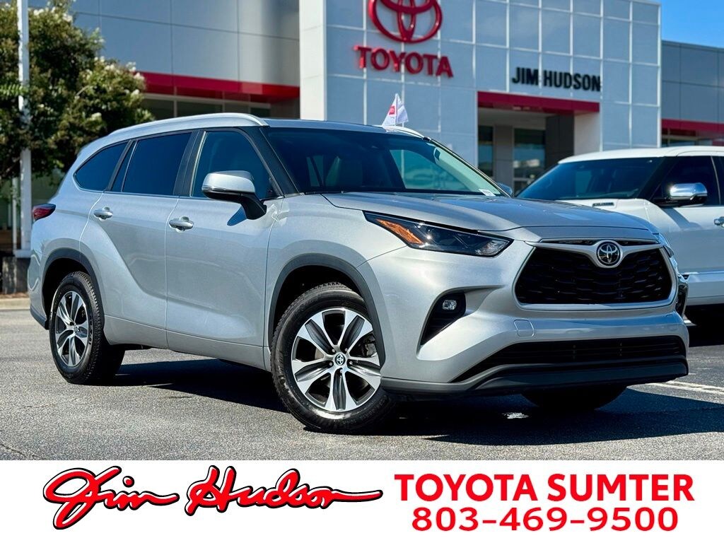 Used 2023 Toyota Highlander XLE SUV