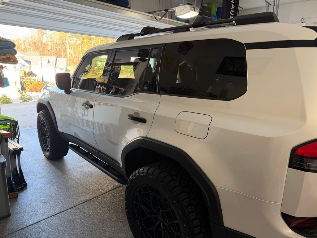 2024 Lexus GX 550 Overtrail photo 3