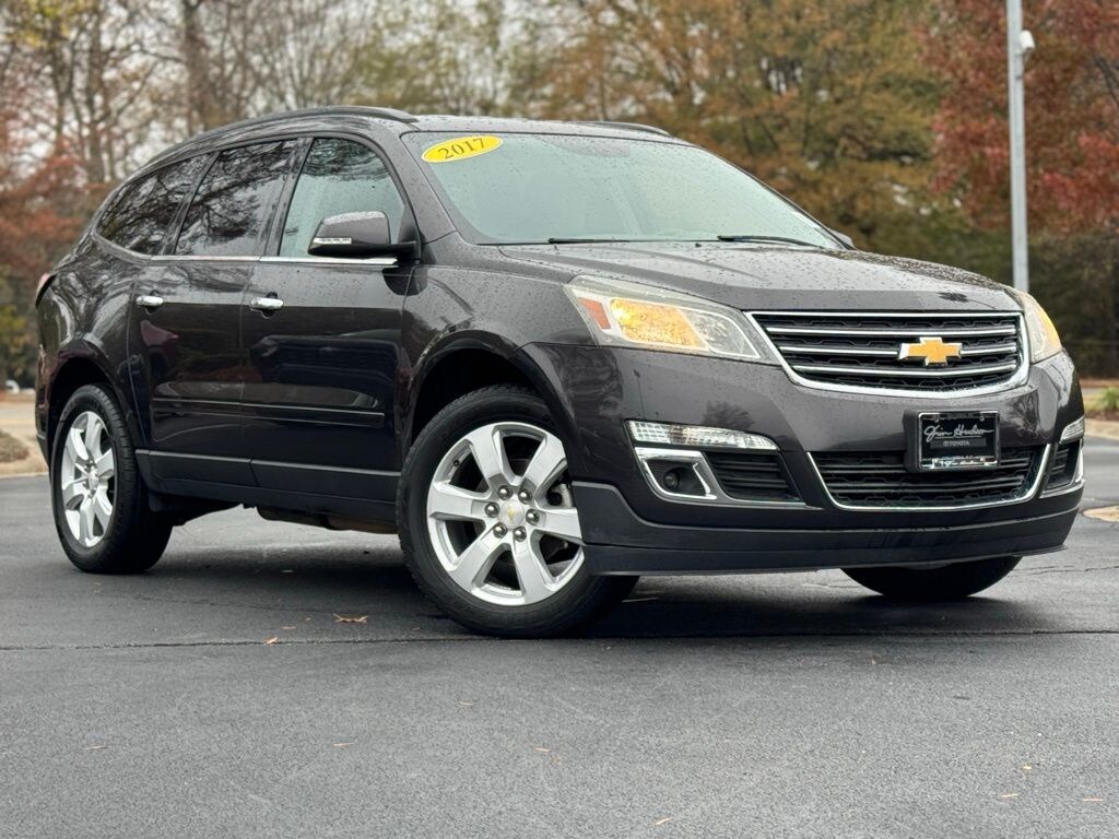 Used 2017 Chevrolet Traverse LT w/1LT SUV