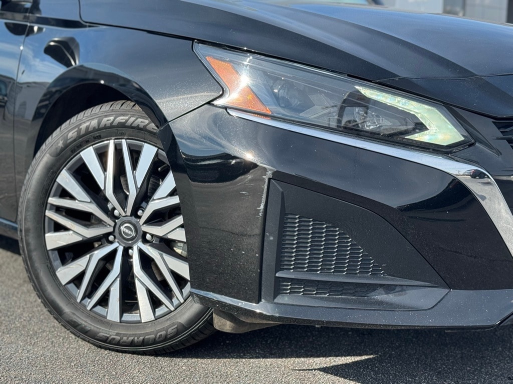 Used 2024 Nissan Altima 2.5 SV Sedan