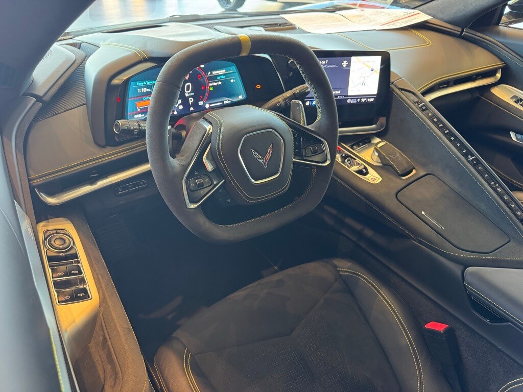 2023 Chevrolet Corvette Stingray 3LT Convertible photo 3