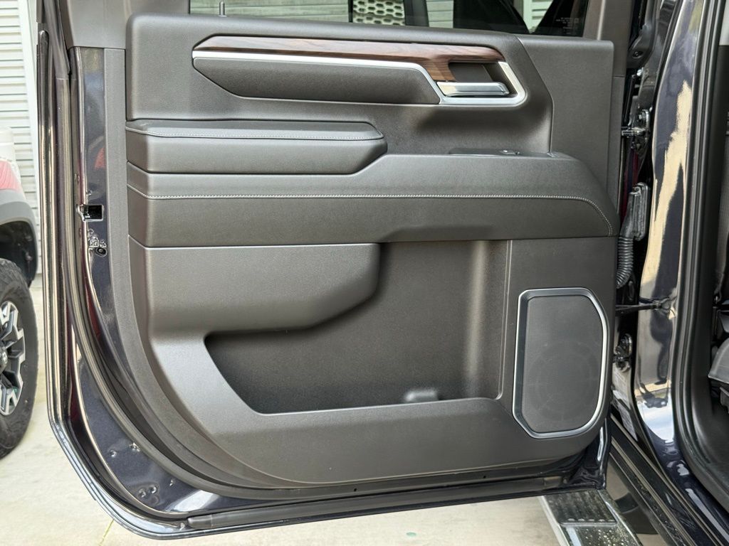 2024 GMC Sierra 2500HD SLT - Photo 24