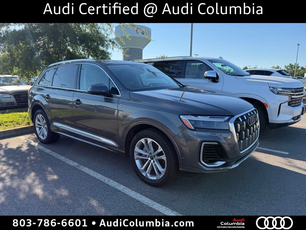 2025 Audi Q7 55 Premium Plus quattro Tiptronic's photo