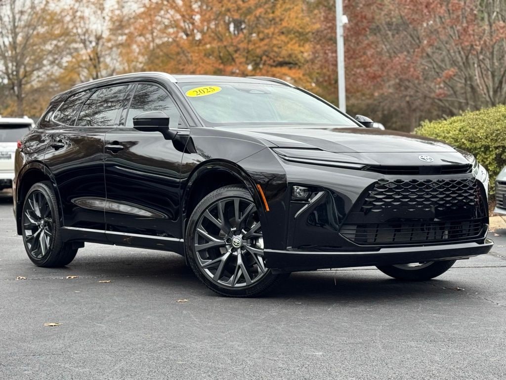 Used 2025 Toyota Crown Signia Limited SUV