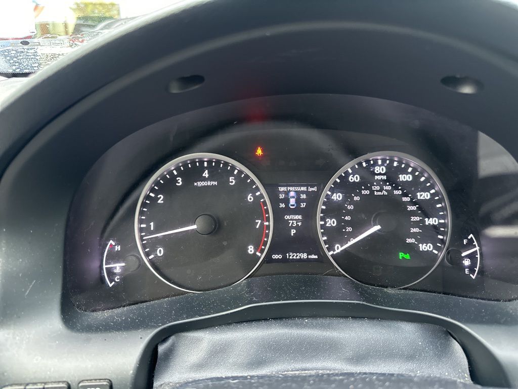 2014 Lexus ES 350 photo 2