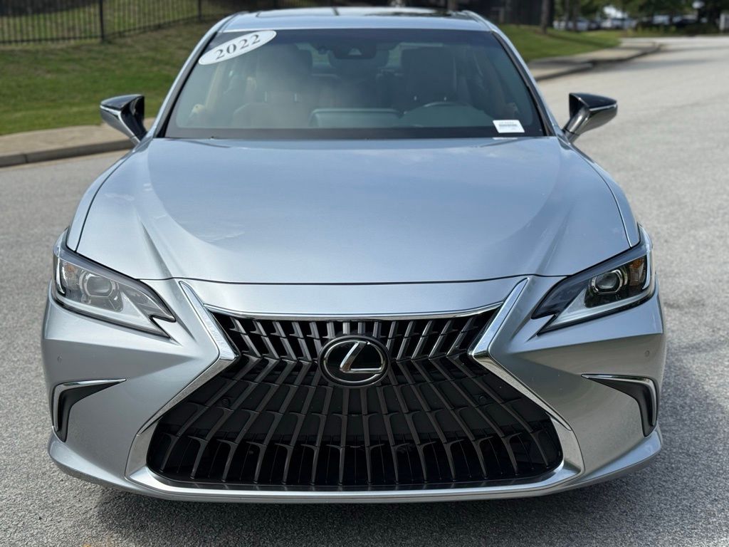 2022 Lexus ES 350 photo 3