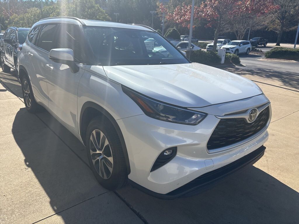 Certified 2024 Toyota Highlander XLE SUV