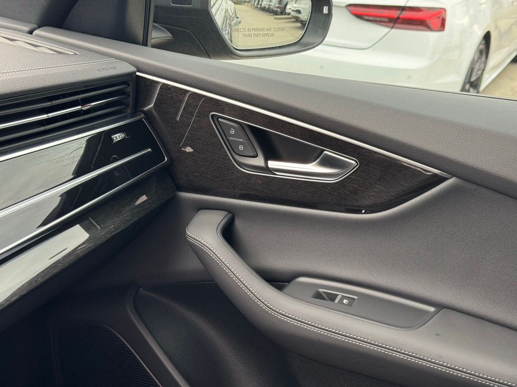 2026 Audi Q8 Premium Plus - Photo 35