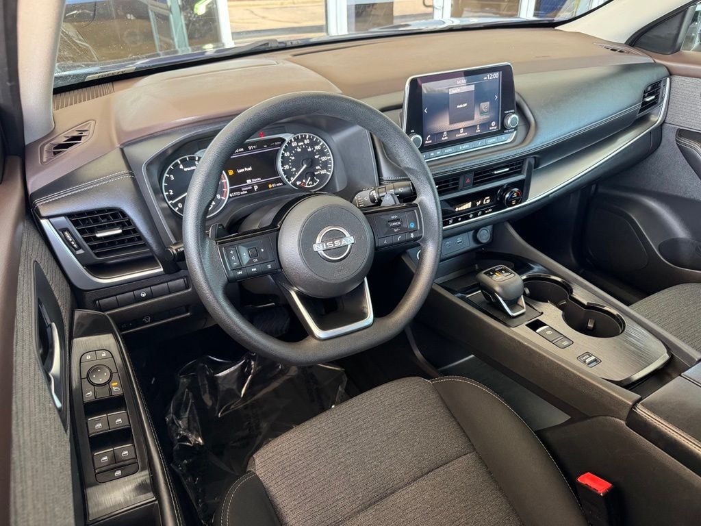 Used 2023 Nissan Rogue SV SUV