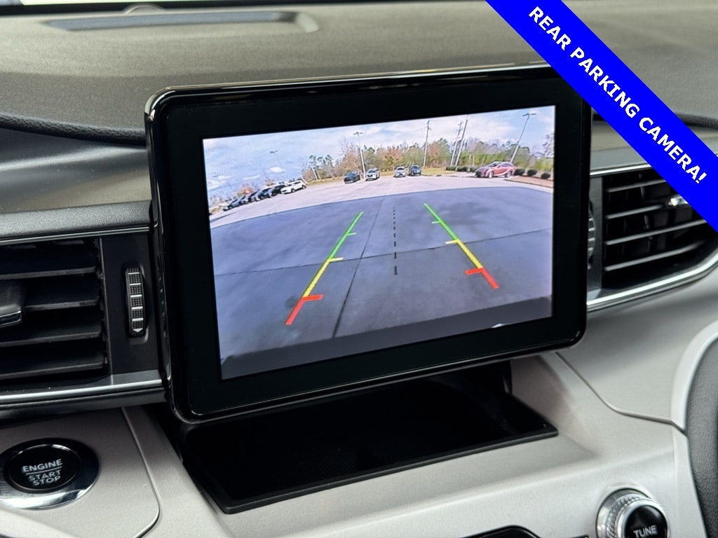 Used 2023 Ford Explorer XLT SUV