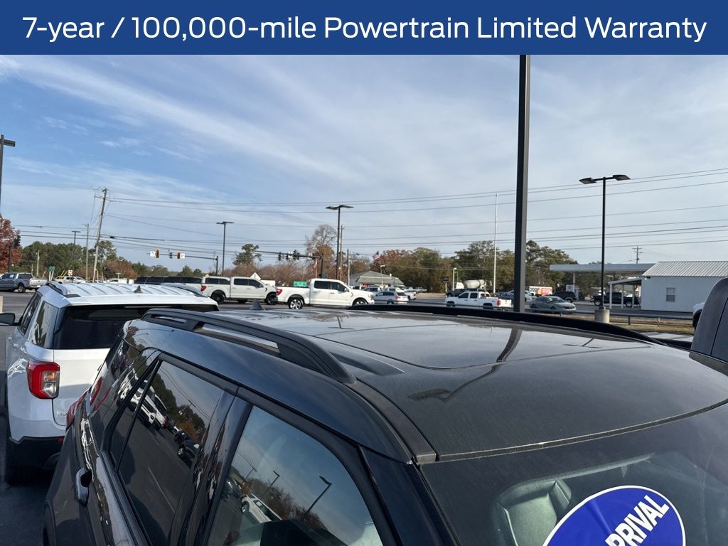 2023 Ford Explorer XLT photo 3