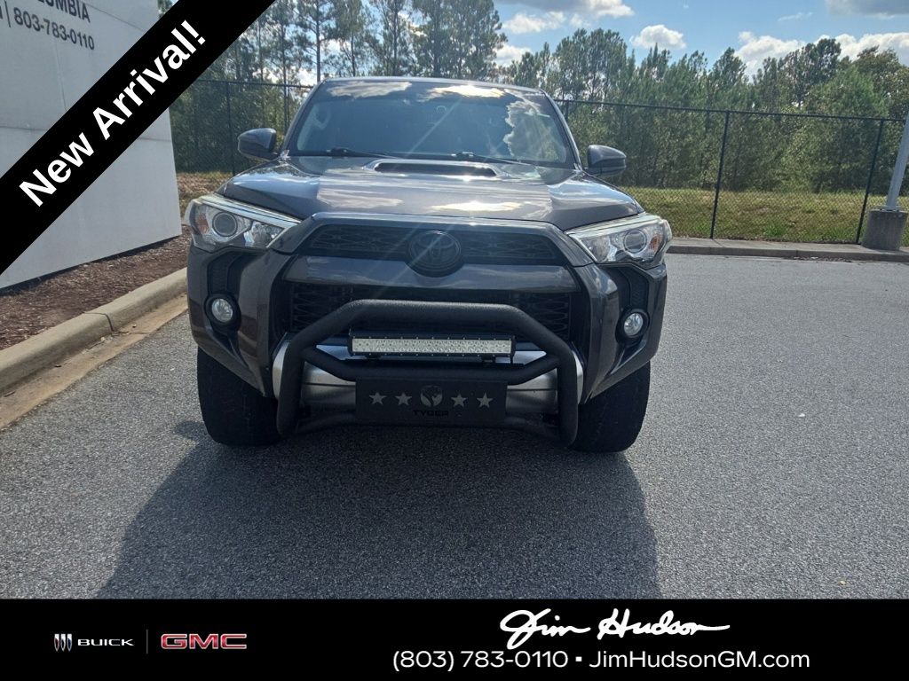 2015 Toyota 4Runner Limited photo 3