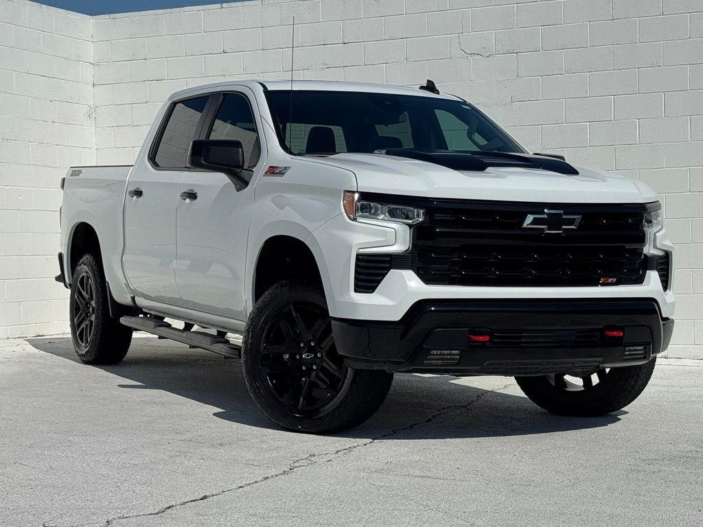 Used 2025 Chevrolet Silverado 1500 LT Trail Boss Truck Crew Cab