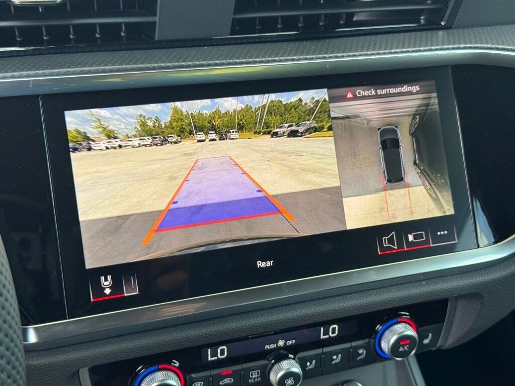 2025 Audi Q3 45 TFSI S line Premium Plus photo 4