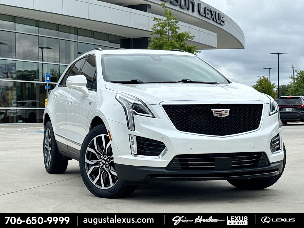 2022 Cadillac XT5 Sport