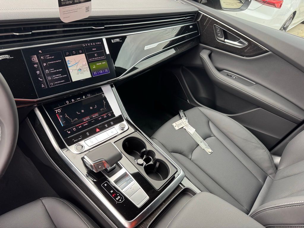 2026 Audi Q8 Premium Plus - Photo 31