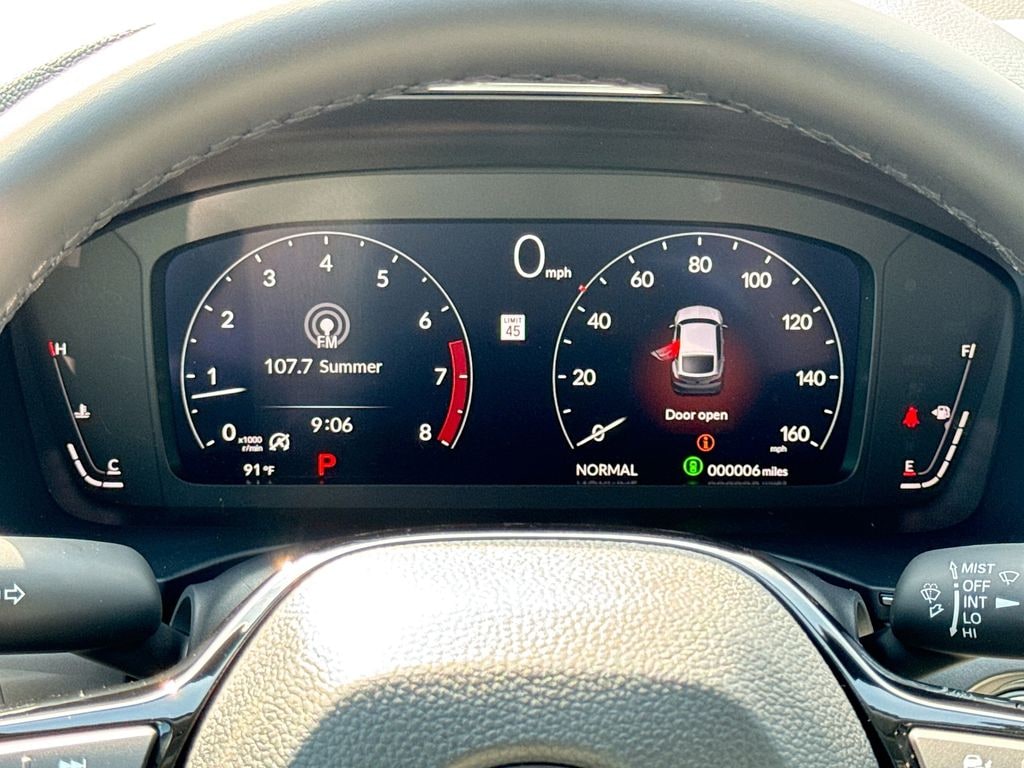 Used 2025 Acura Integra  Hatchback