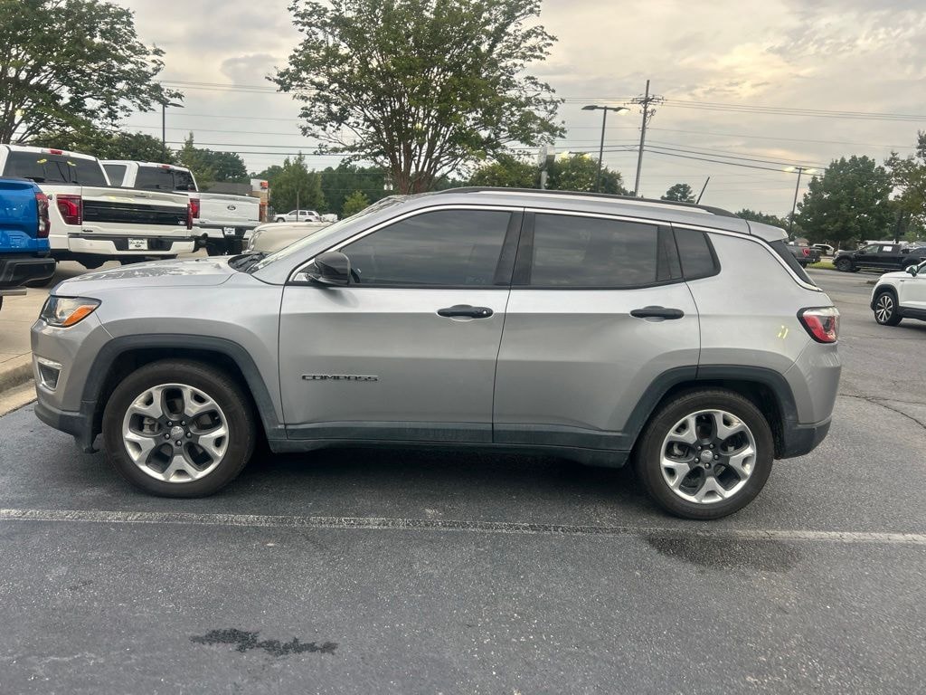 Used 2019 Jeep Compass Limited FWD SUV
