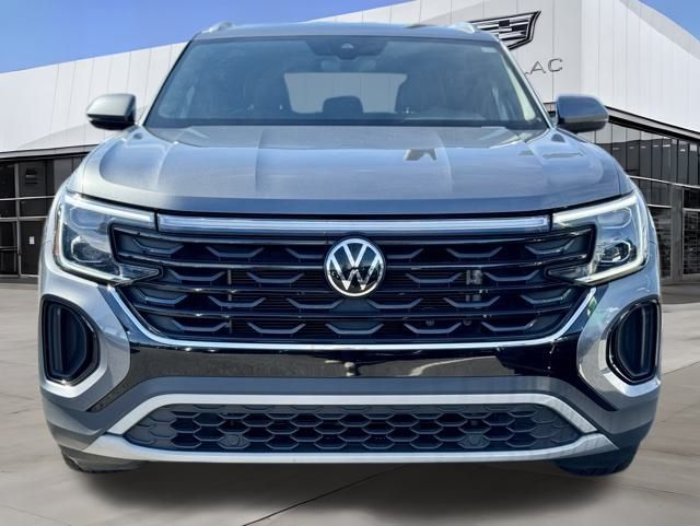 2024 Volkswagen Atlas Cross Sport SE photo 4