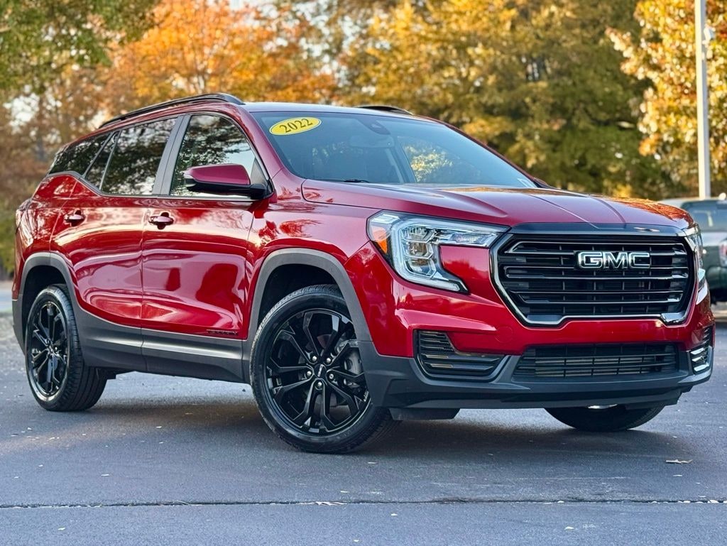 Used 2022 GMC Terrain SLE SUV