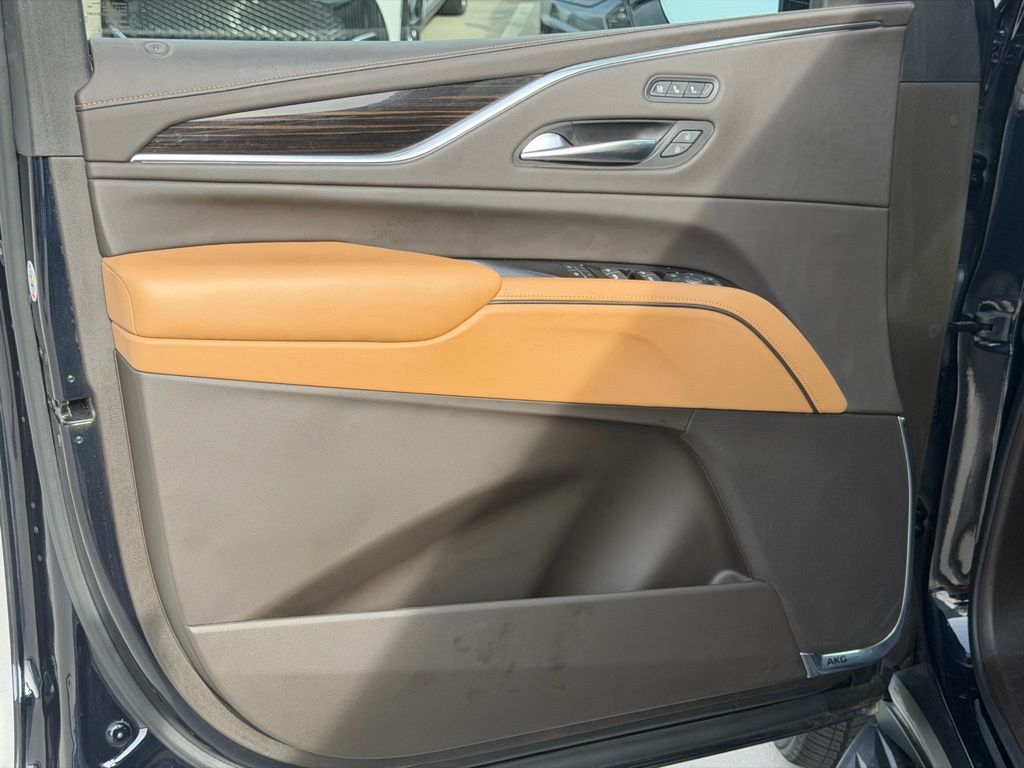 2023 Cadillac Escalade Premium Luxury - Photo 15
