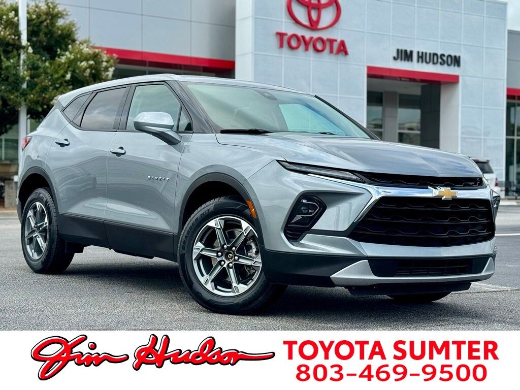 Used 2025 Chevrolet Blazer LT w/2LT SUV