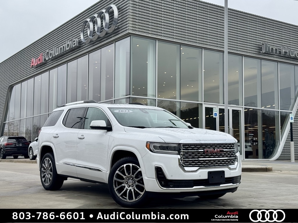 2023 GMC Acadia Denali's photo