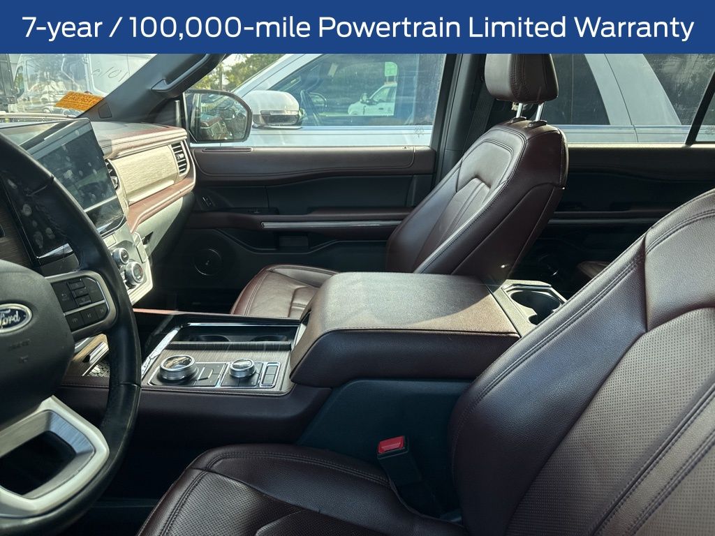 2023 Ford Expedition Limited photo 2