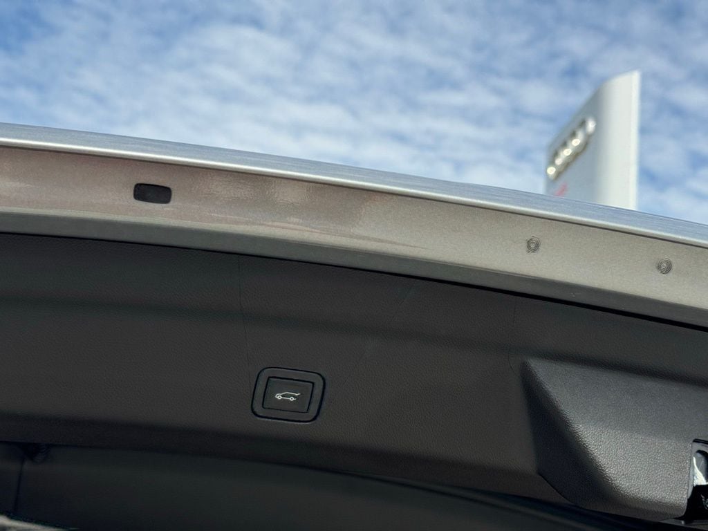 2024 Chevrolet Tahoe High Country - Photo 18