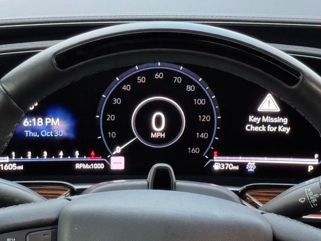 2023 Cadillac Escalade Premium Luxury photo 2