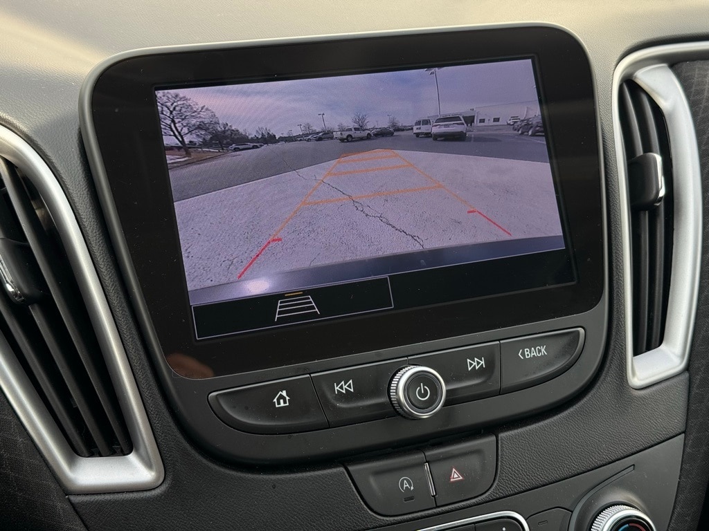 Used 2025 Chevrolet Malibu 1LT Sedan