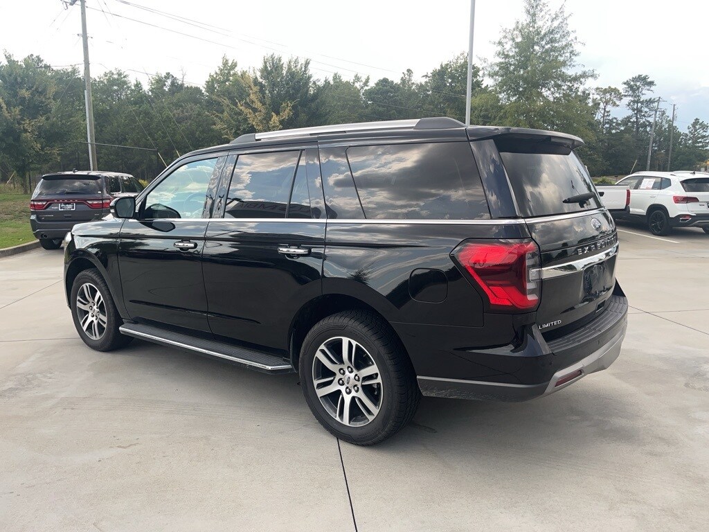 2023 Ford Expedition Limited photo 2