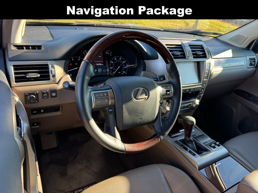 2018 Lexus GX 460 Premium photo 3
