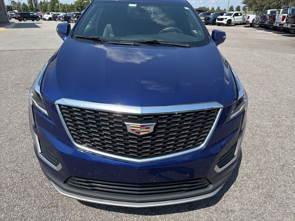 2023 Cadillac XT5 Premium Luxury photo 2