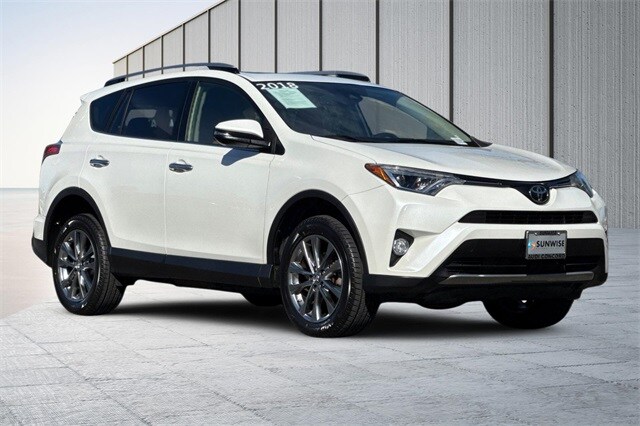 2018 Toyota RAV4 Limited photo 2