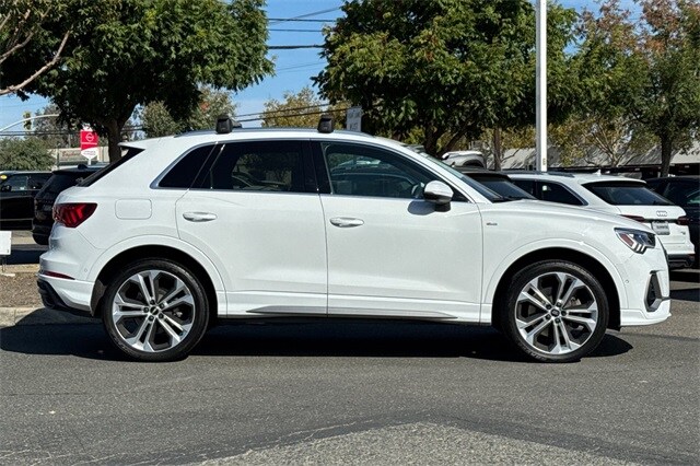 2020 Audi Q3 Prestige S line photo 3