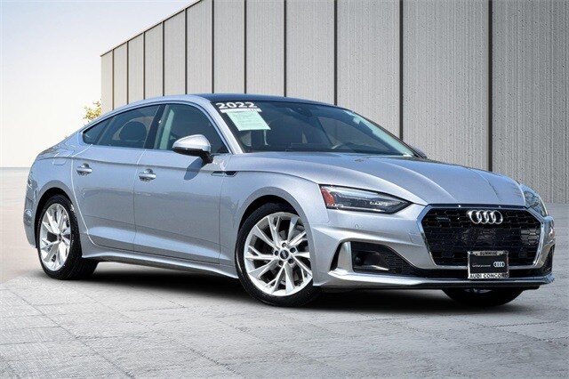 2022 Audi A5 Quattro Premium photo 2