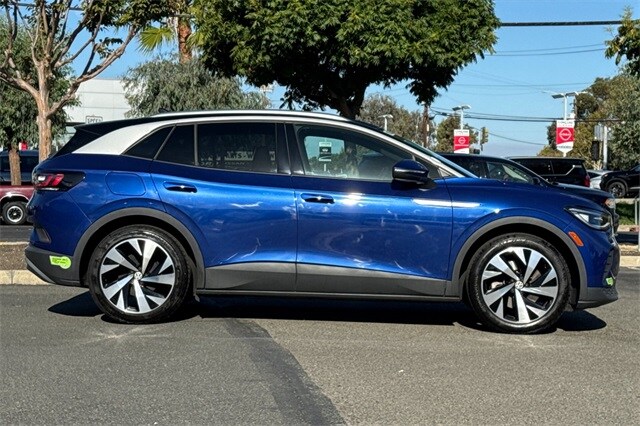 2022 Volkswagen ID.4 Pro S photo 3