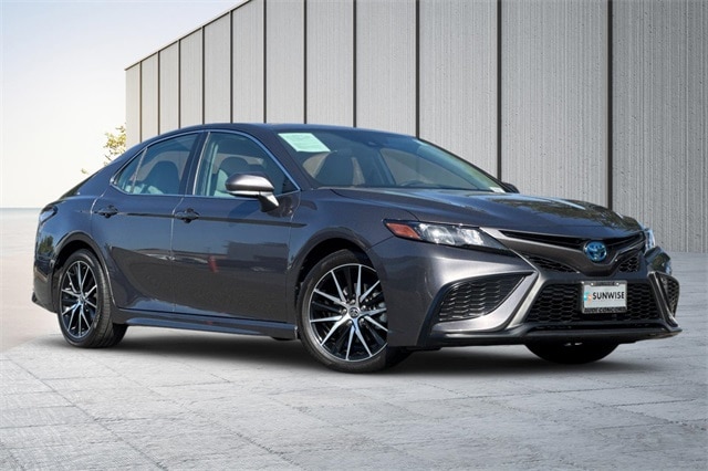 Used 2022 Toyota Camry SE with VIN 4T1G31AK4NU570767 for sale in Concord, CA