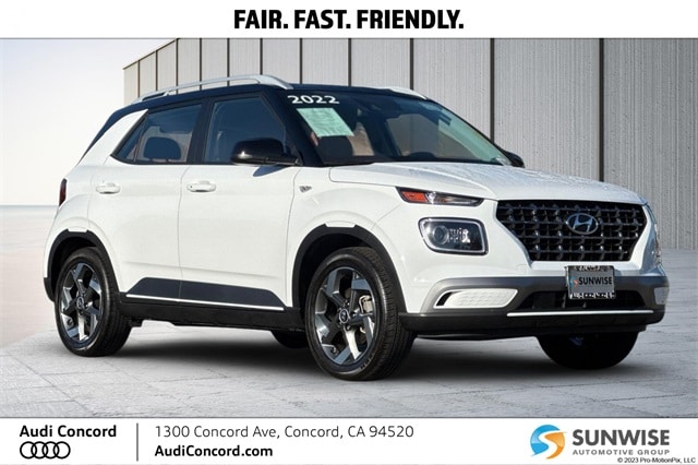 2022 Hyundai Venue Limited's photo