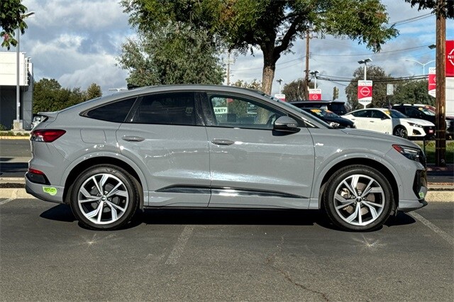 2023 Audi Q4 E-tron Sportback Prestige photo 3