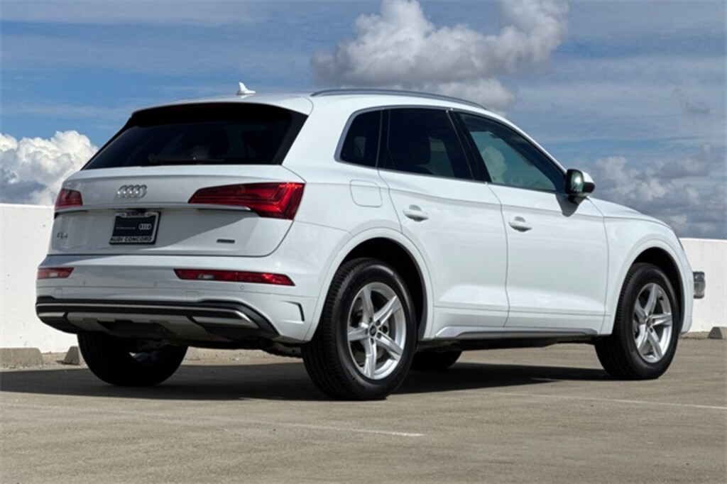 Certified 2023 Audi Q5 40 Premium SUV