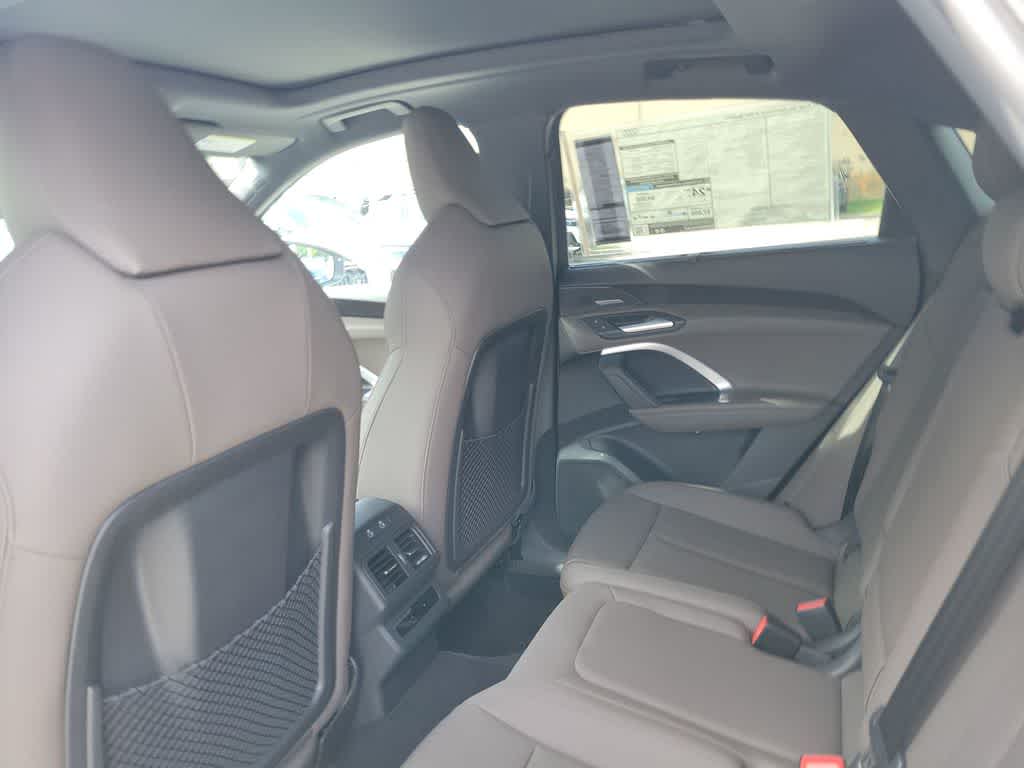 Thumbnail: 2026 Audi Q5 - 12