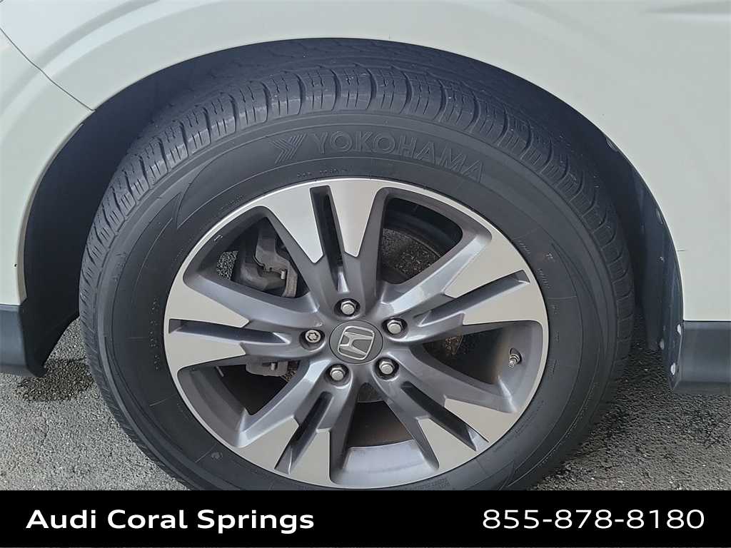 Thumbnail: 2015 Honda Crosstour - 22