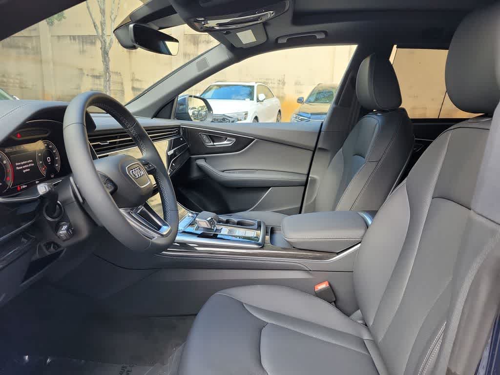 Thumbnail: 2026 Audi Q8 - 19